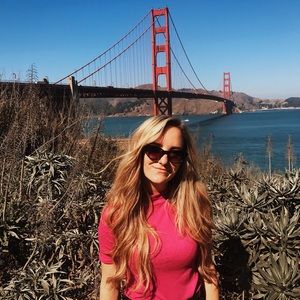 Meet your Posher, Whitney